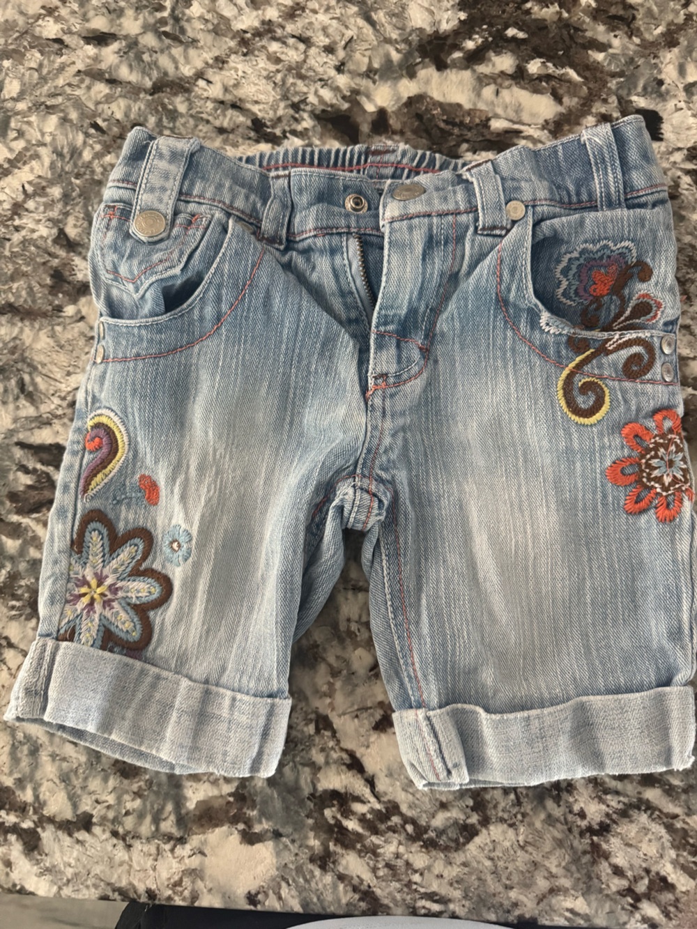 That’s So Raven Girls Embroidered Denim Capri Jeans Size 5 Light Wash